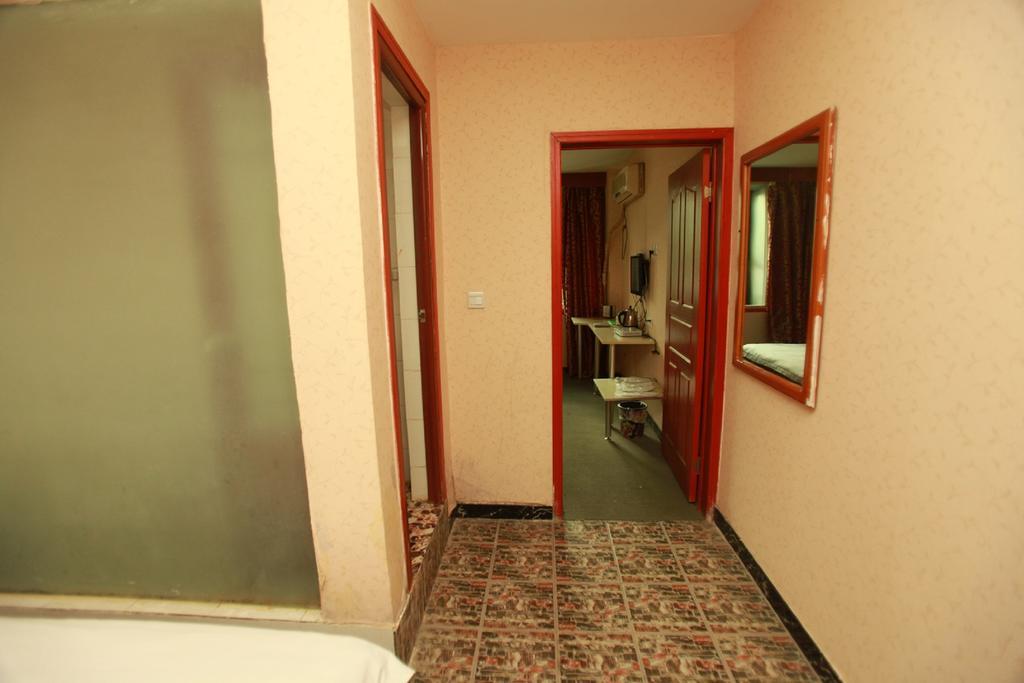 Zhengfu Caotang Decent Inn Чэнду Экстерьер фото